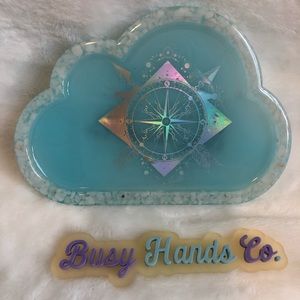 Resin cloud shaped tray